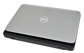 There she is, the Dell XPS 15 with nice curves and a good build.