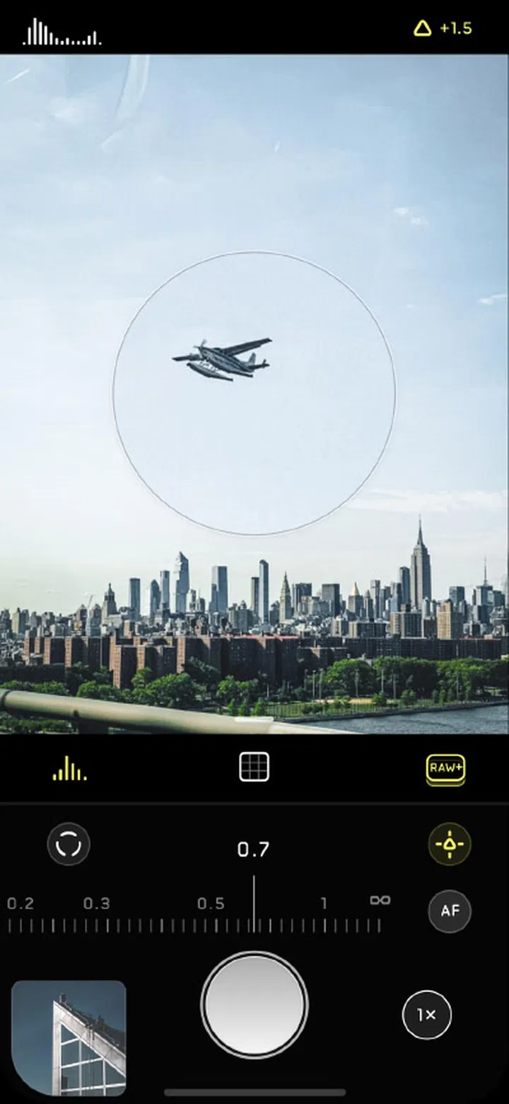 The new Focus Loupe at work. (Image source: Halide)