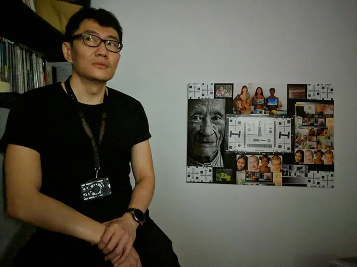 Night Sight cleans up the image considerably, even bringing the color back to the poster on the wall. 