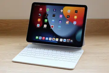 The newest iPad Air gets an M1 chip and some other nice updates all around.