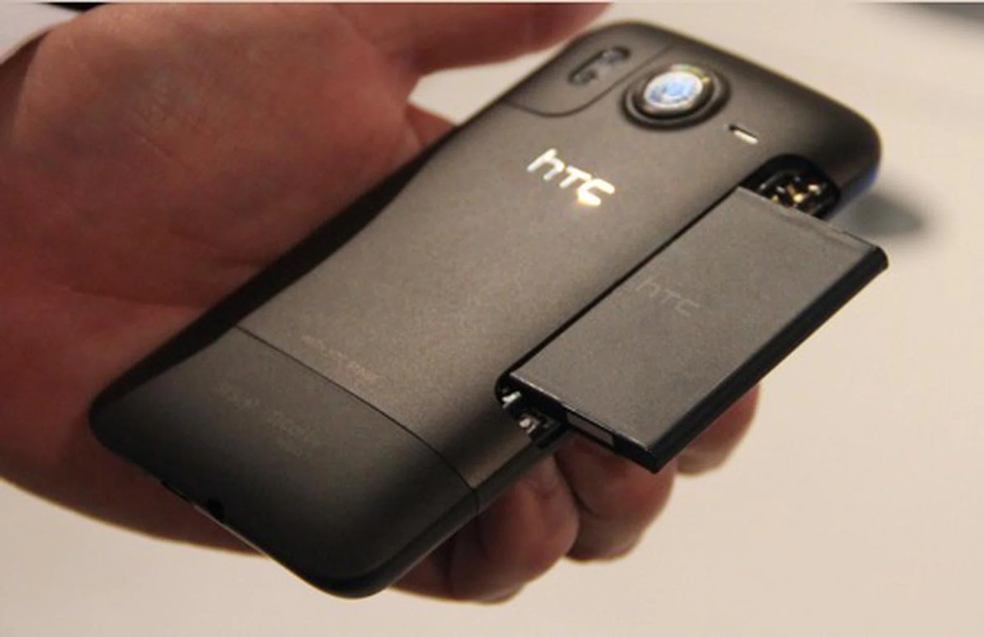 The removable battery is located in an easily-accessible slot along the side of the HTC Desire HD.