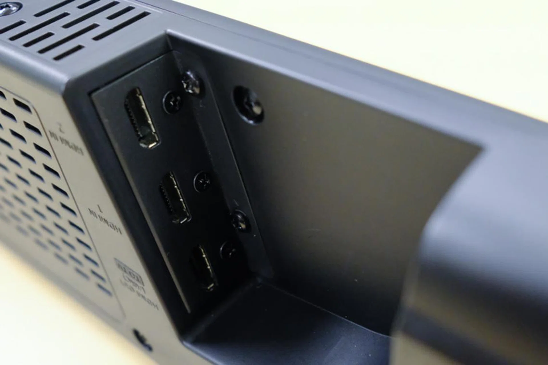 The bottom HDMI port is the one that allows 4K passthrough.