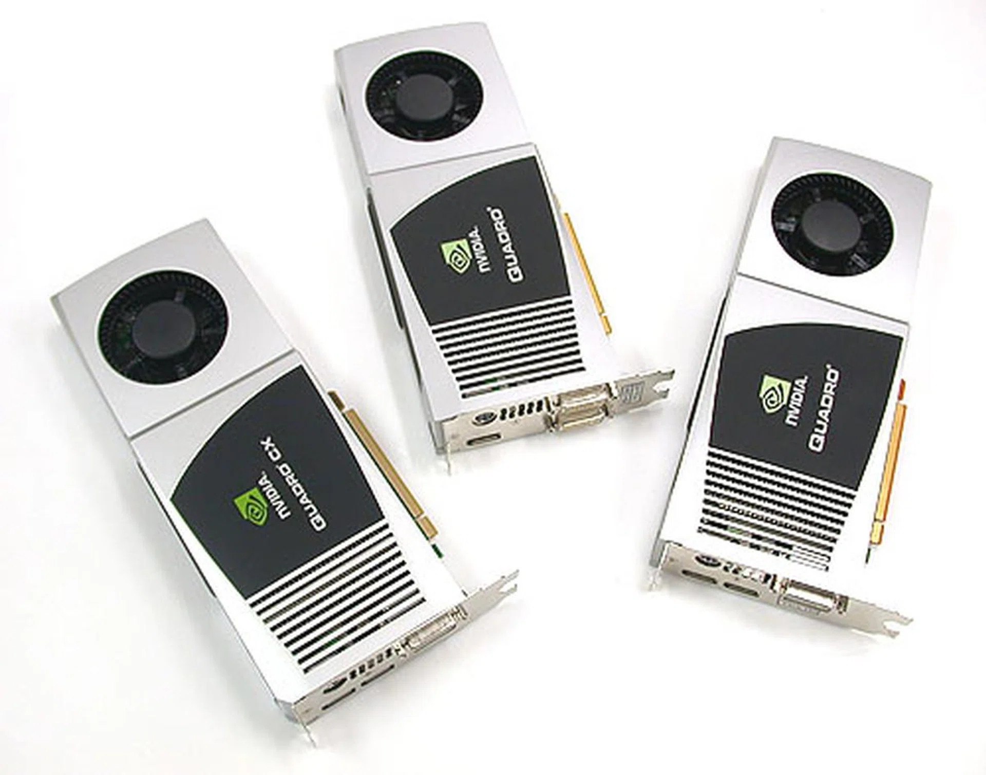 These are some of the most expensive graphics cards ever to make it to our lab, costing at least US$1999 for the Quadro FX 4800 and Quadro CX. The top model, the FX 5800 is at a whopping US$3499.
