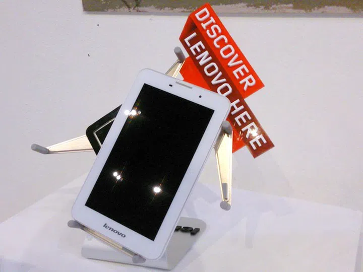 The Lenovo A3000 is a 7-inch Android tablet targeted at budget conscious consumers. 