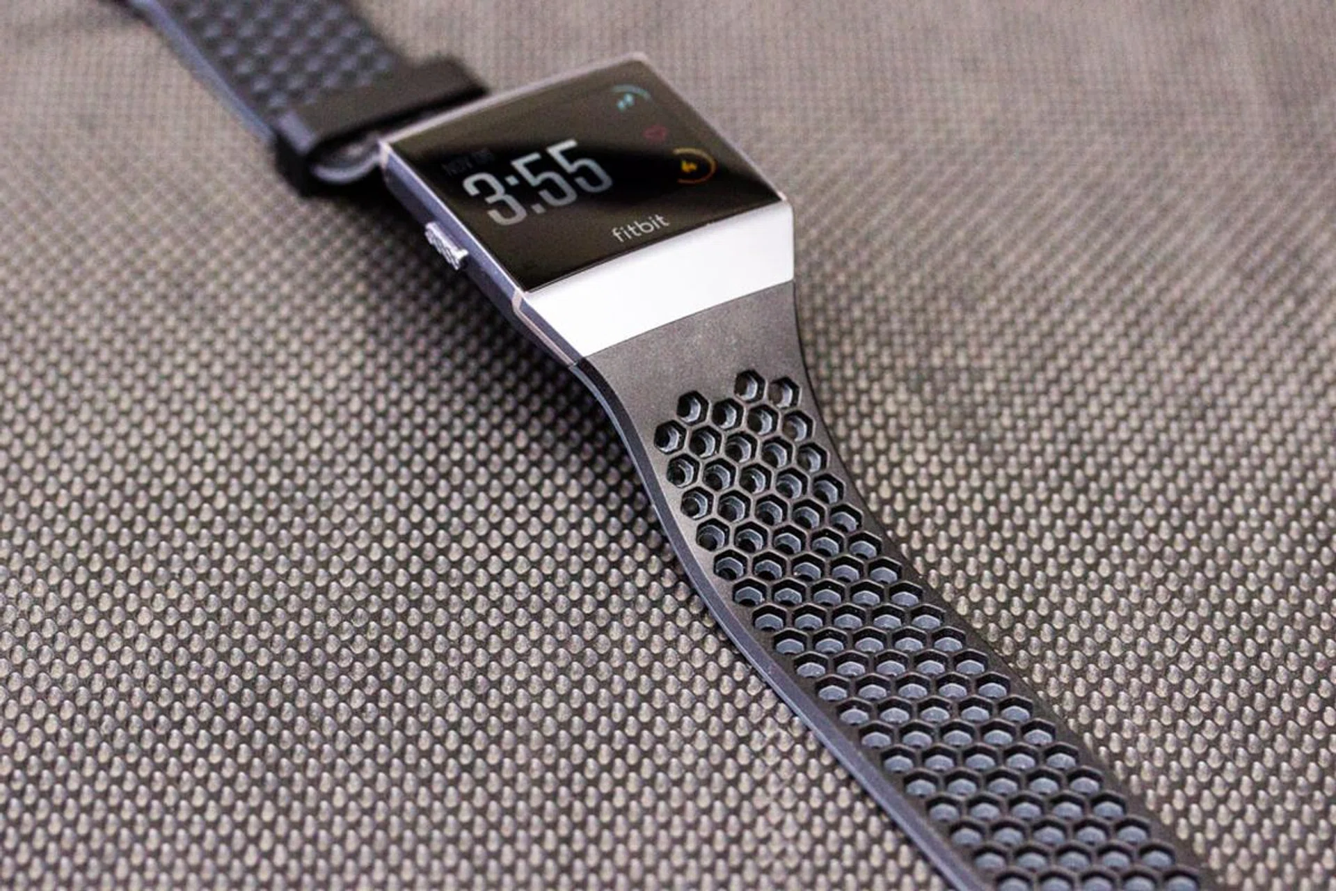 The optional Sports band is the most breathable tracker band I’ve seen yet; with lots of perforations for airflow.