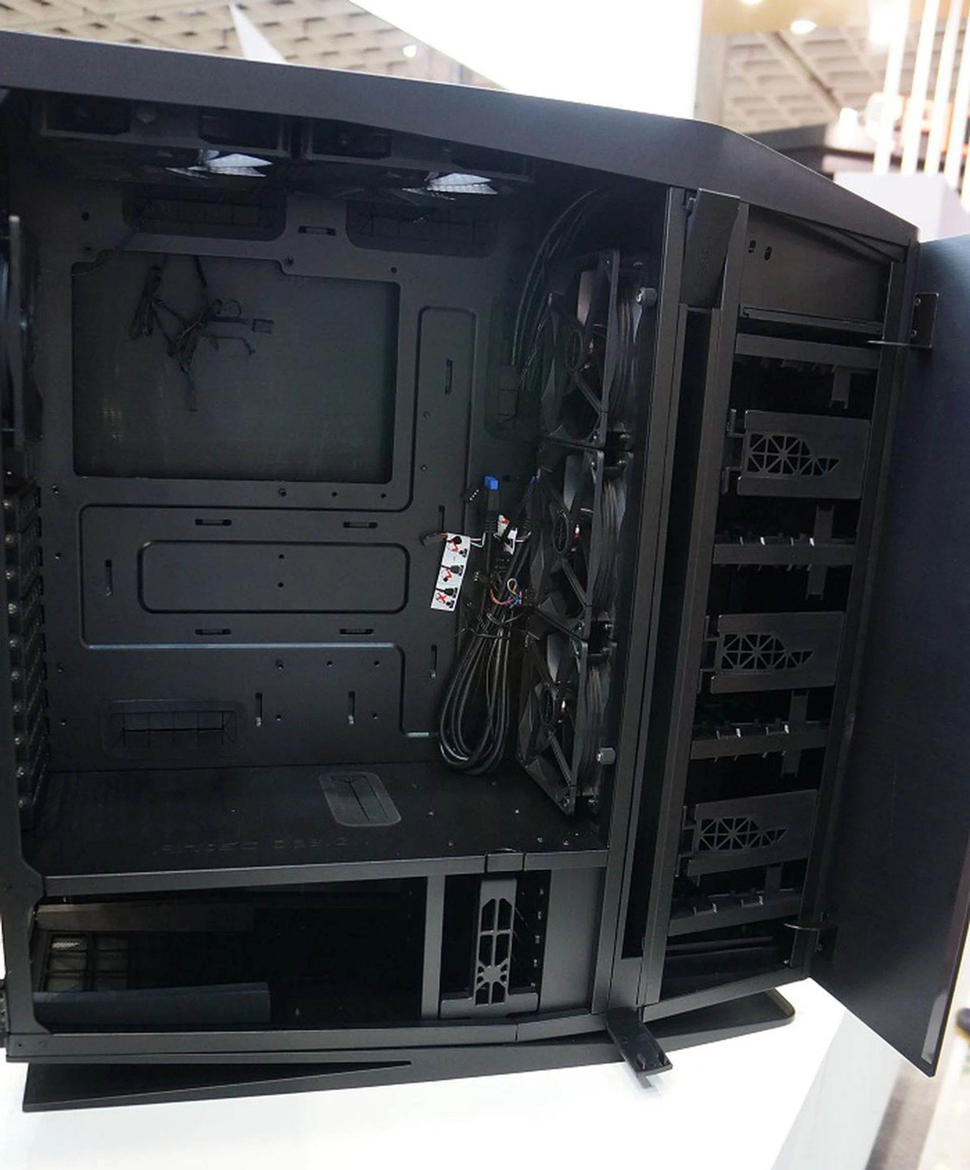 Inside, the case is cavernous.