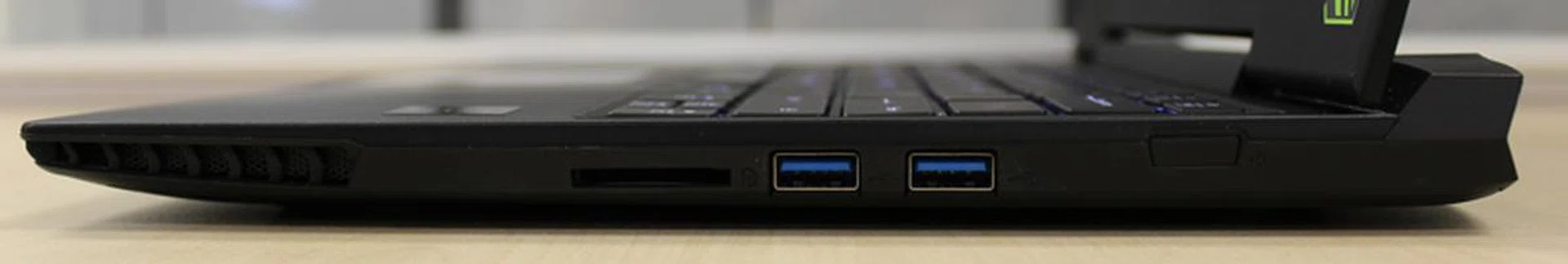 The right side of the X3 Plus V3 is pretty bare, with only two USB 3.0 ports and the SD card reader.