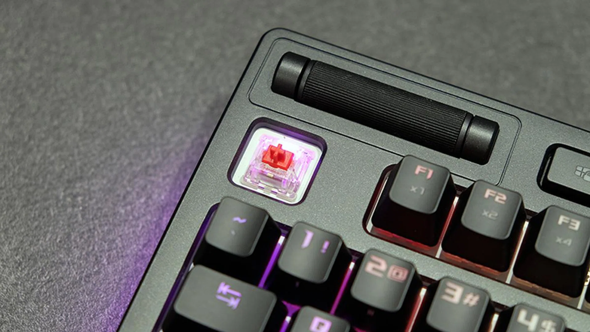ASUS ROG Strix Flare