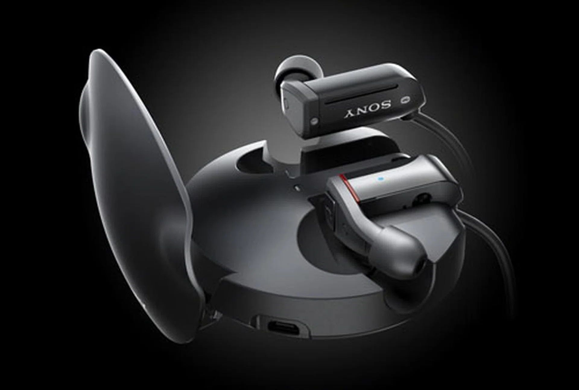 The case for the XBA-BT75 doubles up as a charger as well.