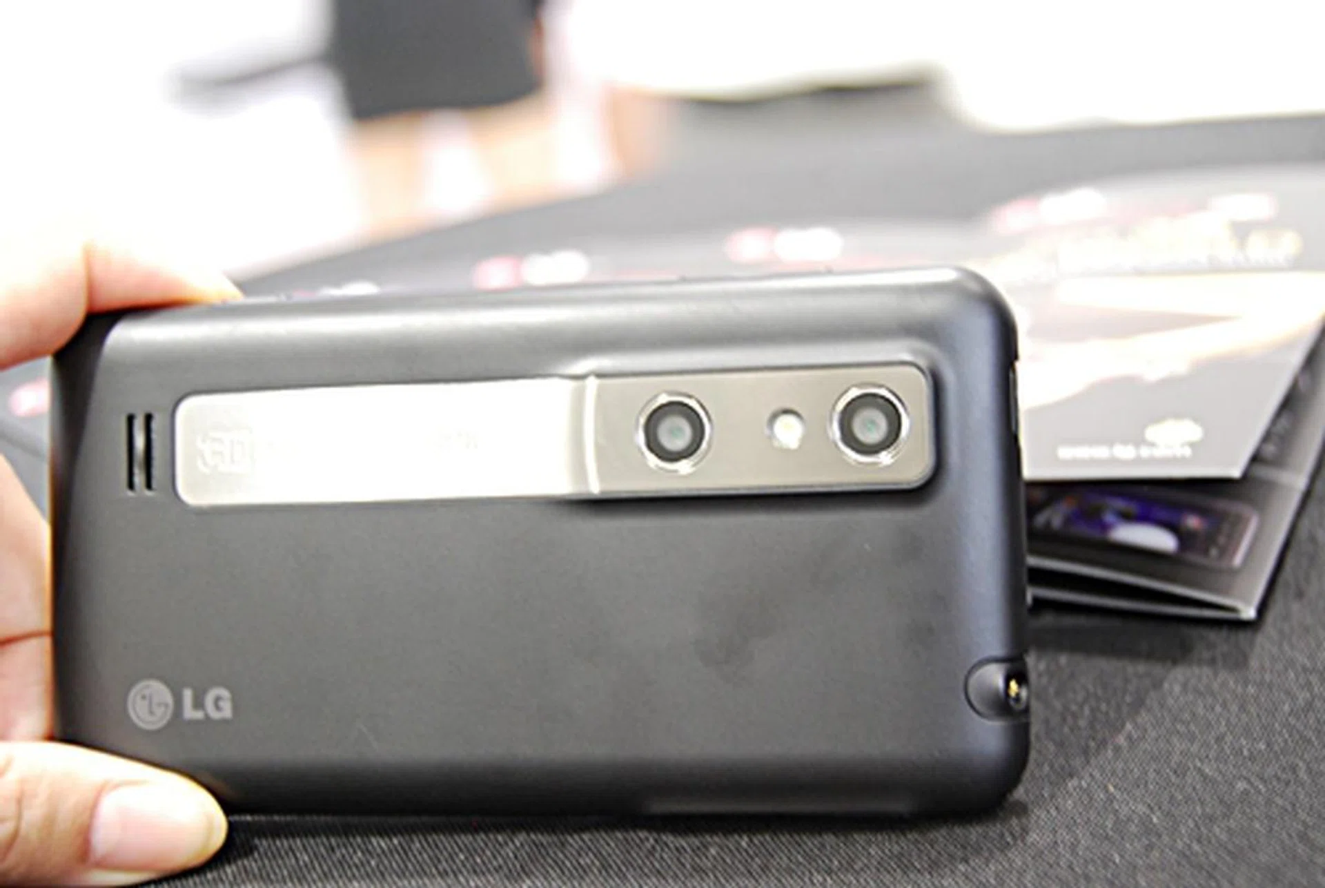 The Optimus 3D comes with dual 5-megapixel camera and is capable of taking both 3D and 2D photos.