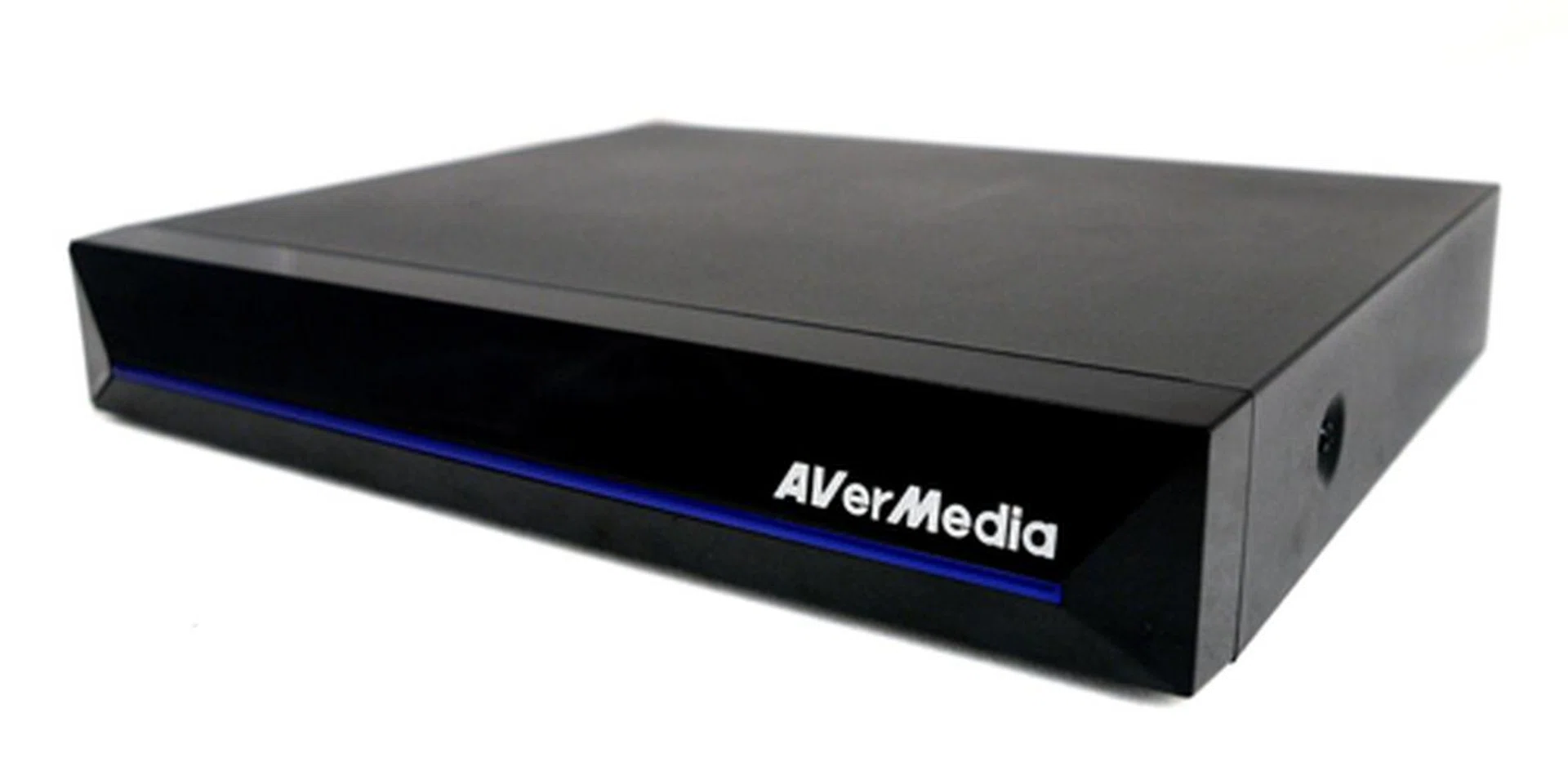 Simple is the word. You can call it a plain Jane, but the ExtremeVision should blend in well with your AV setup at home with its unfussy design and neutral colors.