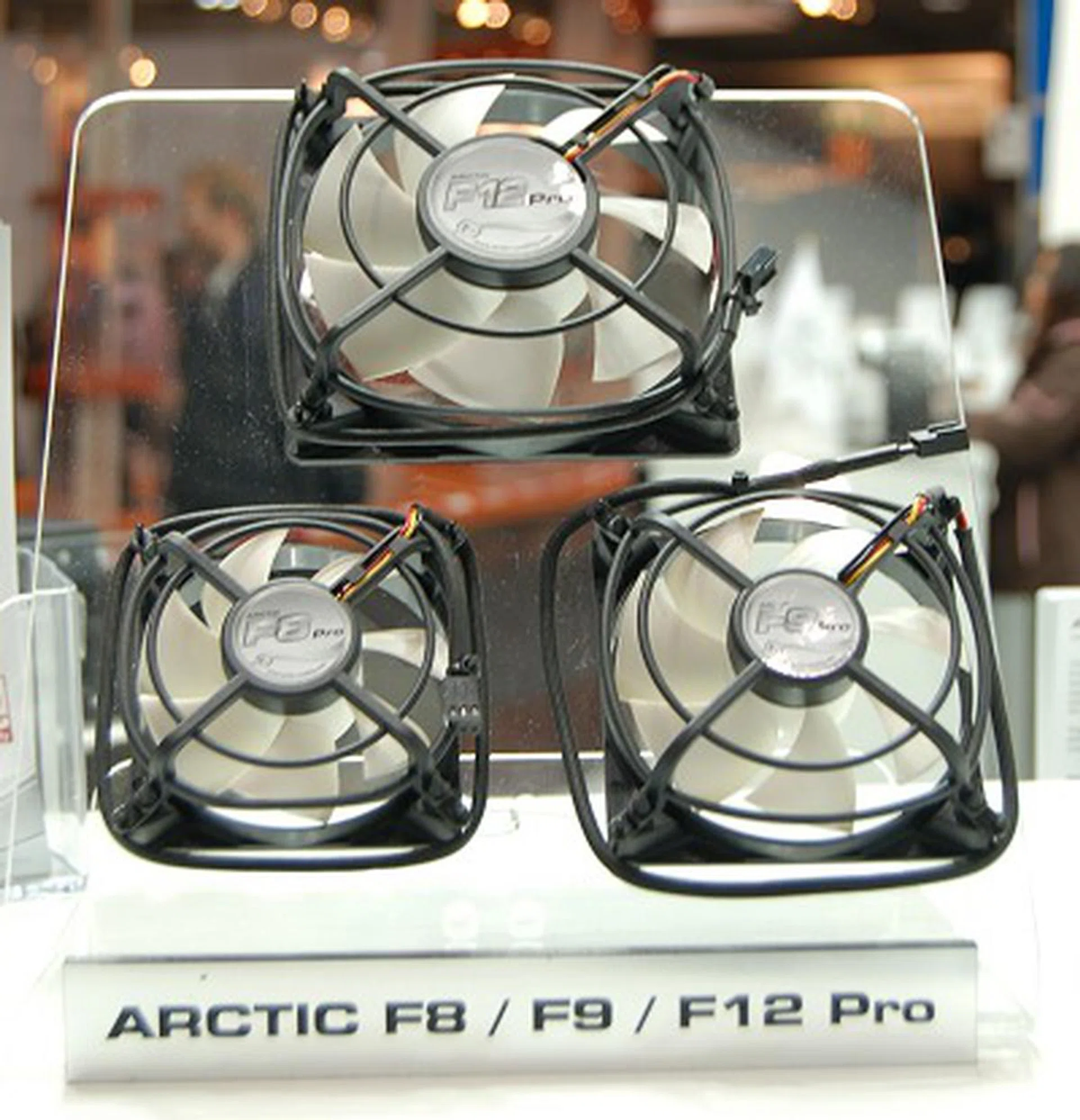  Arctic Cooling has a whole new range of updated casing fans and come in three sizes and three varieties:- plain, the TC version for temperature controlled fan speed operation, and the PWM version that are controlled via the BIOS.  