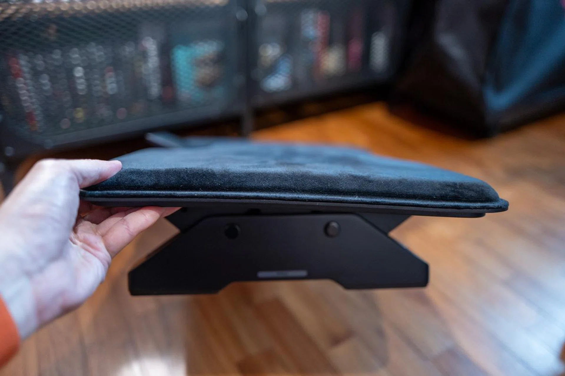 Secretlab Professional Footrest impressions: This is some serious next ...