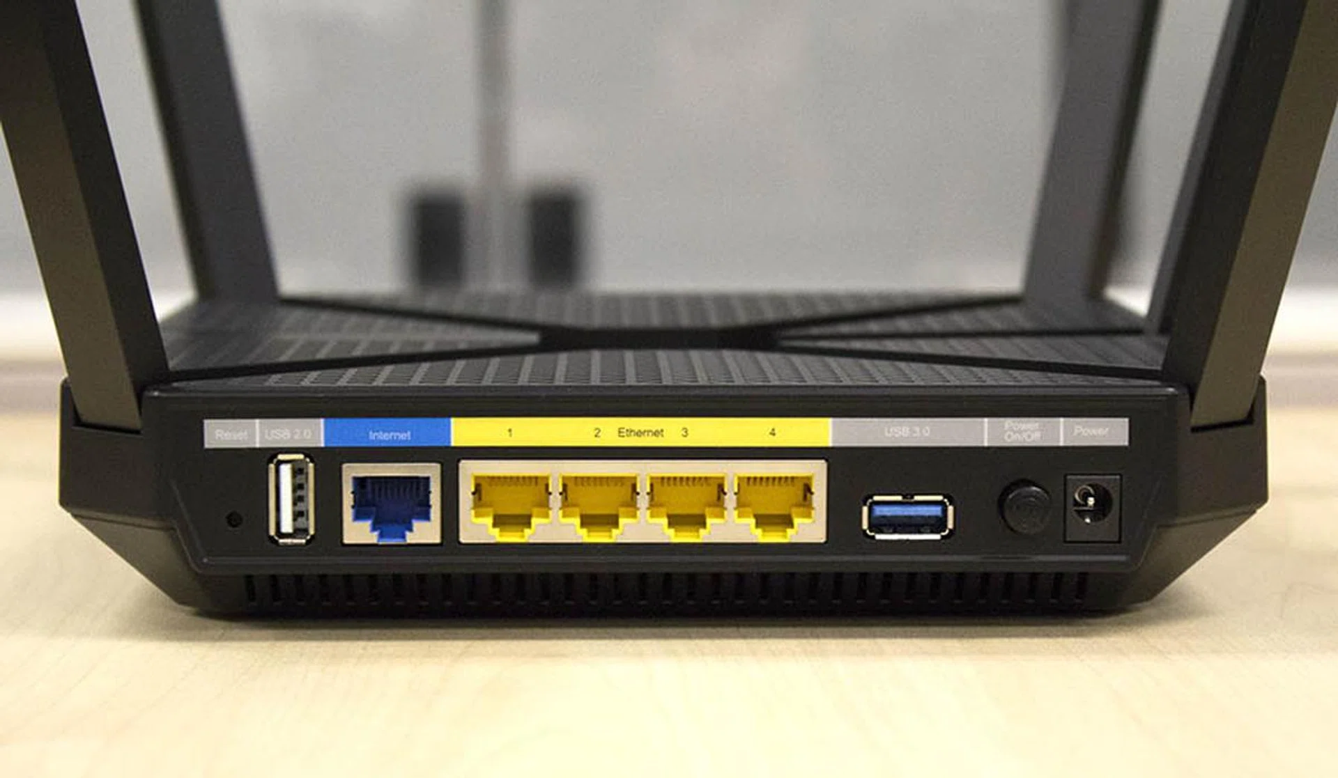 The Archer C3200 has the same ports as the Nighthawk X6 - a single Gigabit Ethernet WAN port, four Gigabit Ethernet LAN ports, a USB 3.0 and a USB 2.0 port.