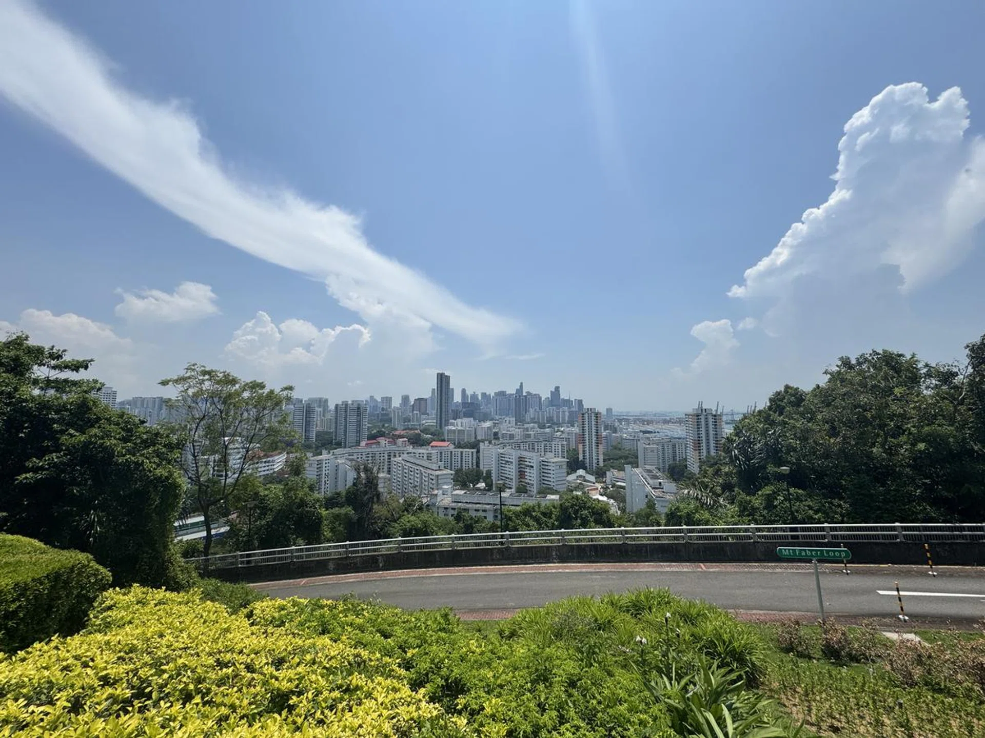 Taken with the iPhone 15 Pro Max's ultra wide camera. (Click to see image in full resolution) Photo: HWZ