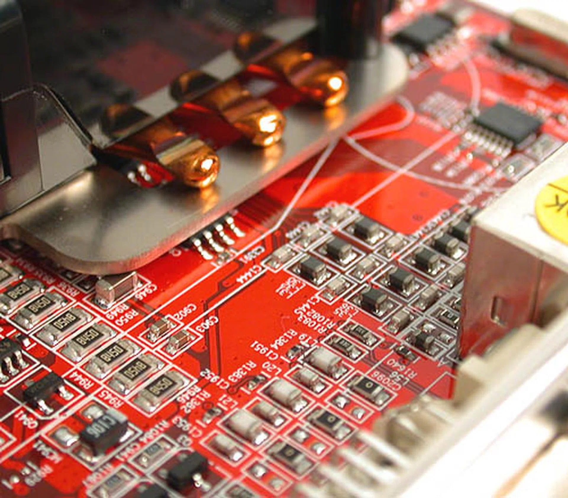 The secret behind the Accelero X2 - heat pipes.