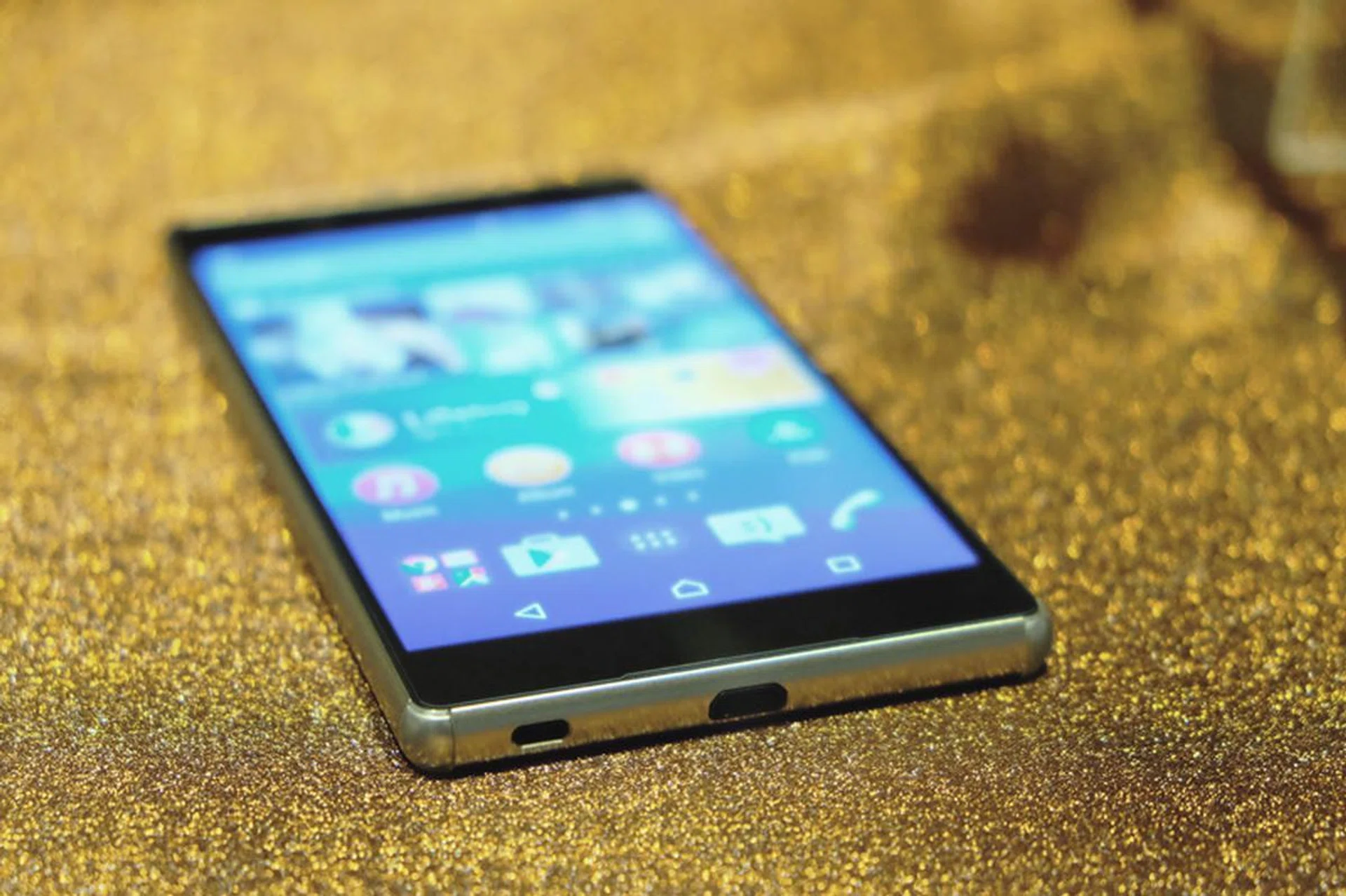 The most impressive upgrade is the Z3+'s new capless micro-USB port, which doesn't require a sealed flap to maintain its water-tightness.