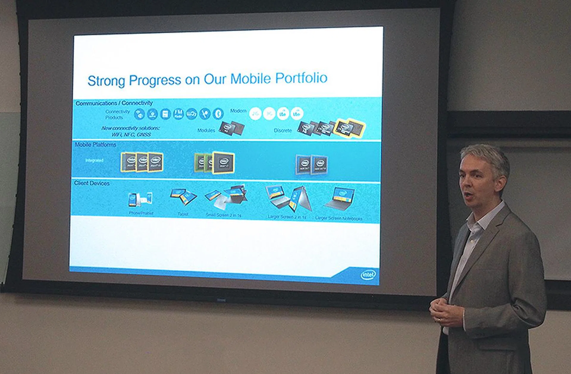 Intel country manager for Singapore and Malaysia, Sumner Lemon, explaining Intel's Atom lineup and their applications.