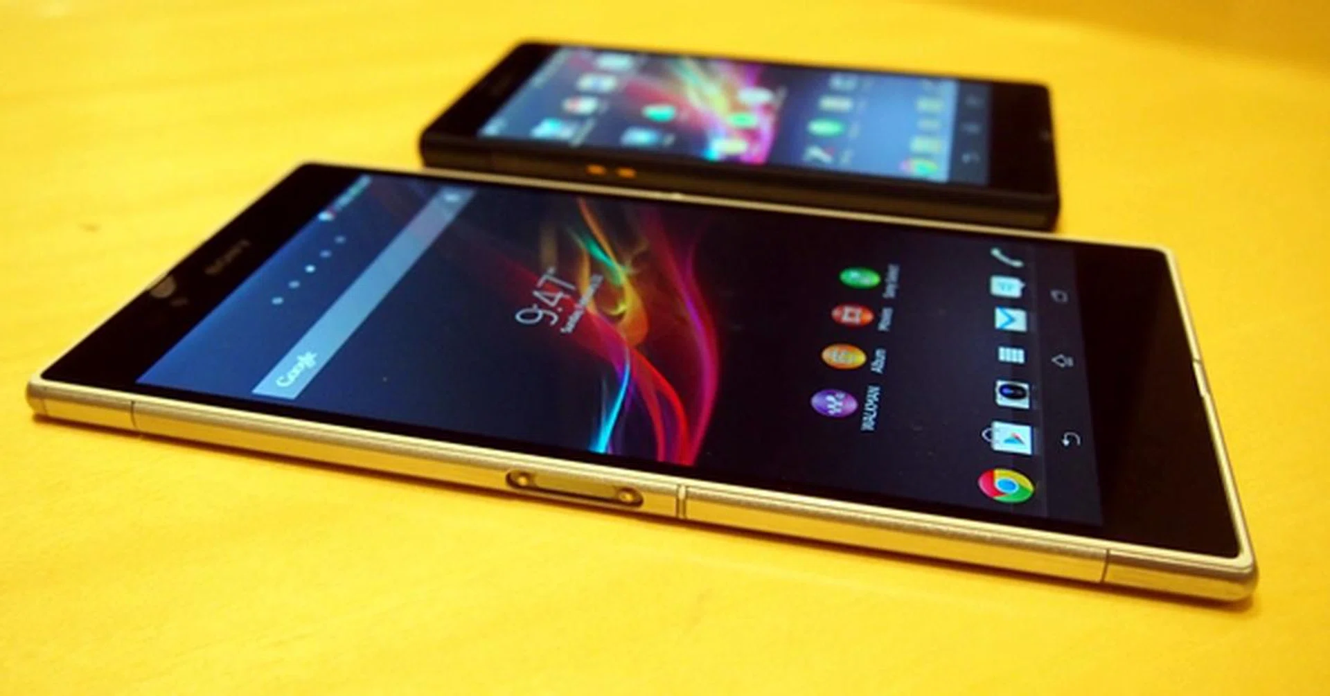 From this angle, it appears that the Sony Xperia Z Ultra (foreground) does not suffer from the "whitwashed" effect that plagued the Xperia Z (background).