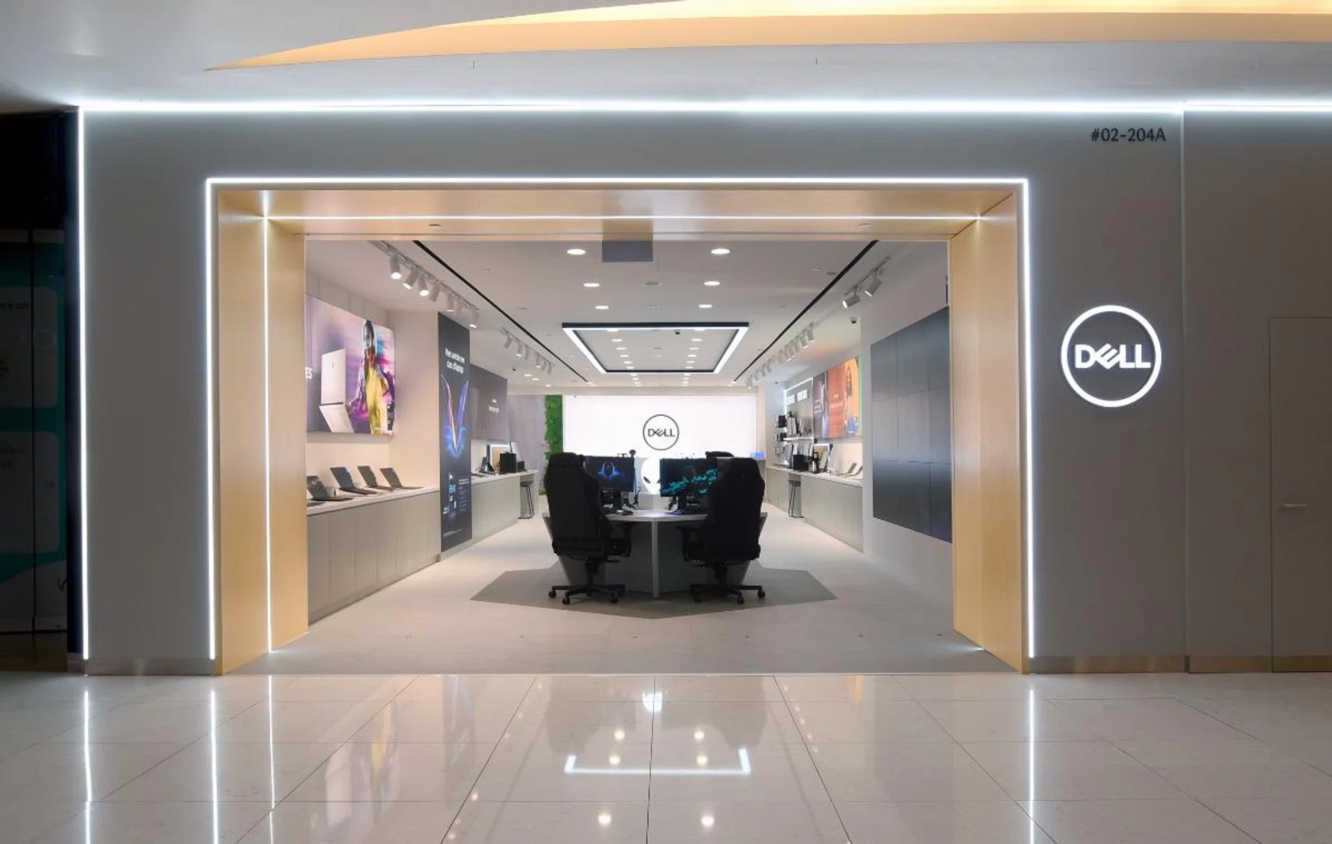 Visit the store for great deals happening now till 19th December! (Image source: Dell.)