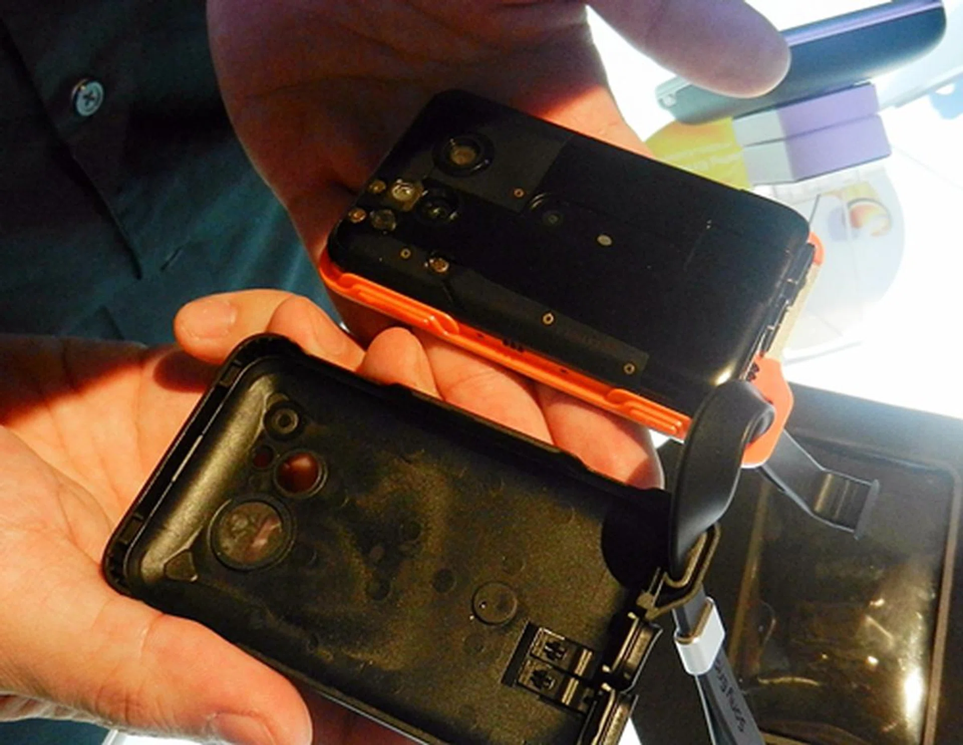 Sony Ericsson adds two back covers to protect the internals of the phone. Seen here is the first back cover.