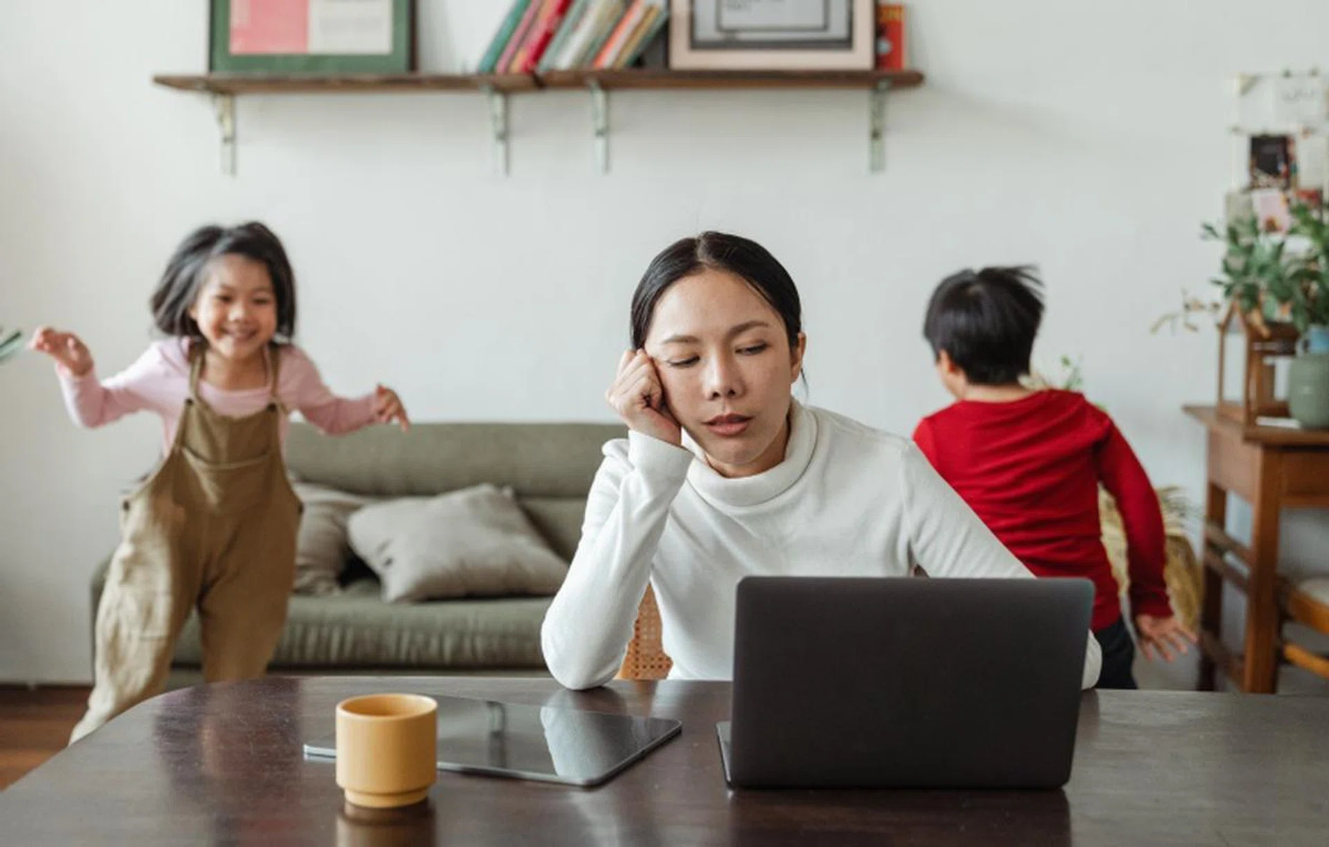 Working from home can be very stressful
(Image courtesy of Pexels)