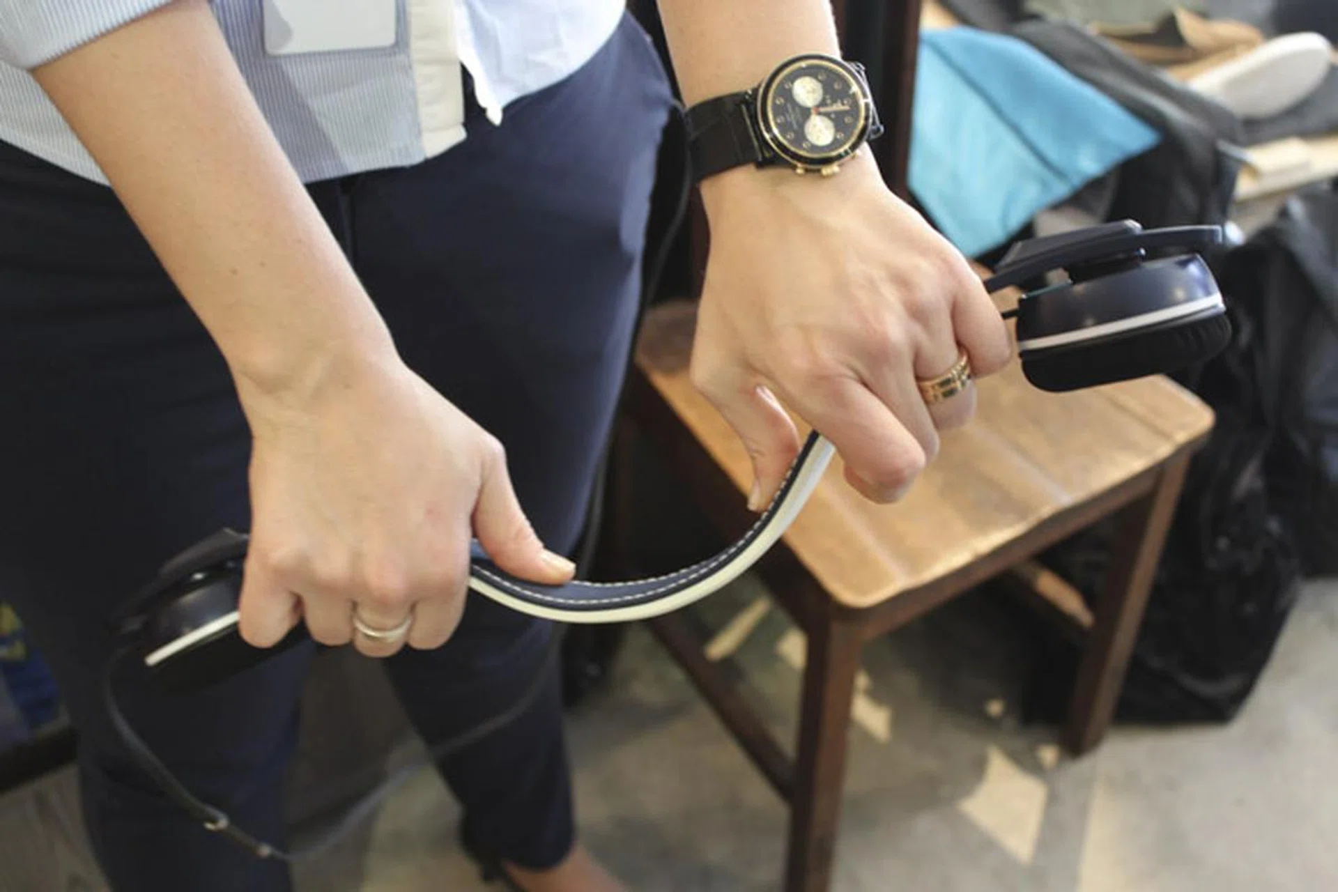 Demonstrating the flexibility and strength of the headband.