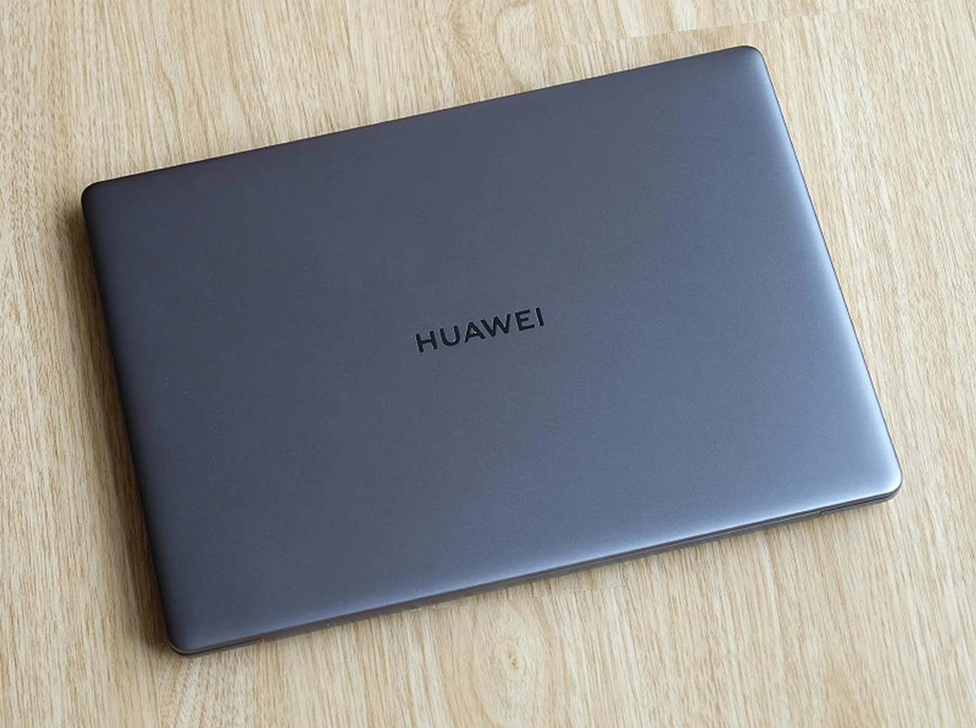 Some minor shortcomings aside, the MateBook 13 is a gem of a notebook that offers good specs and performance at an attractive price.