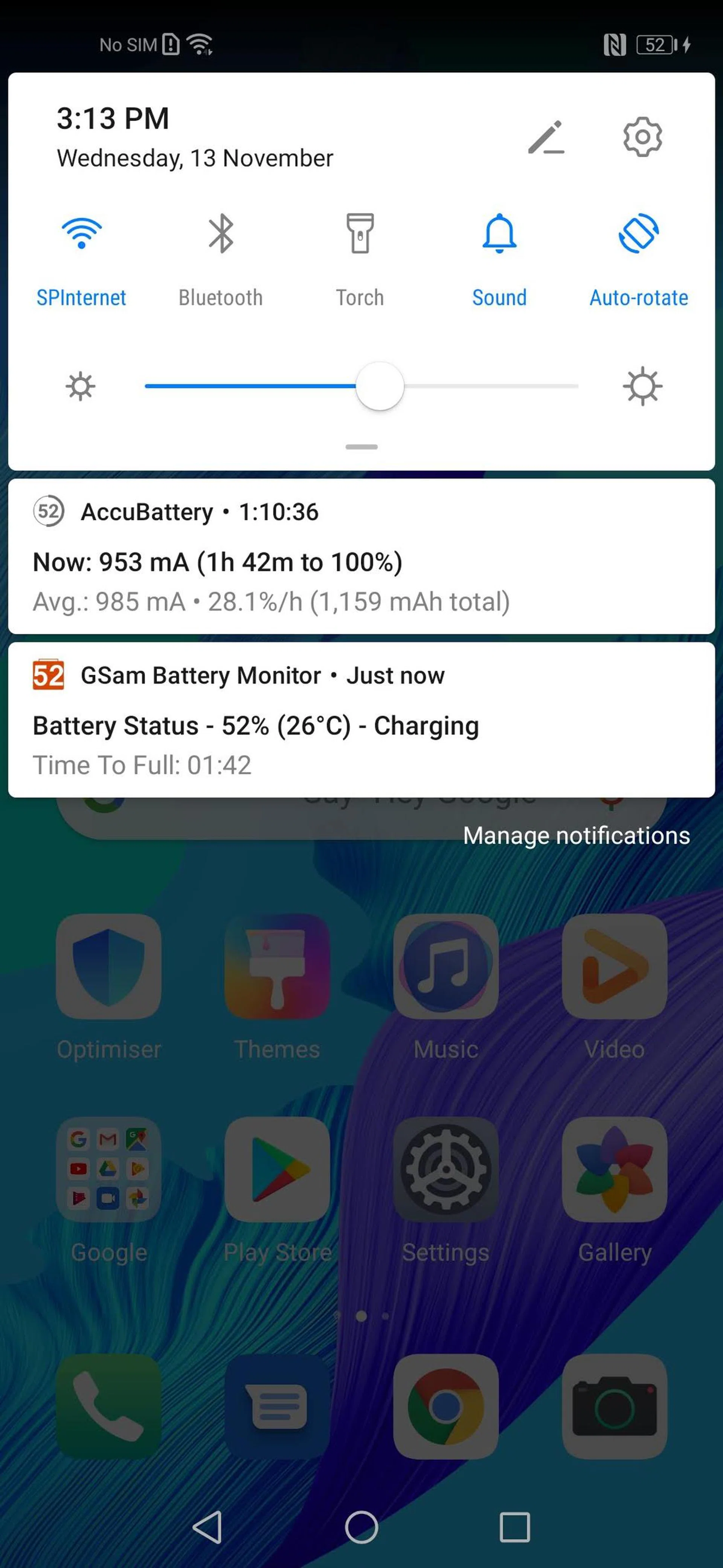 Meanwhile, Huawei sticks with blue line-art icons reminiscent of Android Marshmallow. 