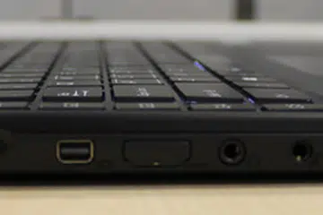 On the left side are the mini-DisplayPort, Surround Port, headphone and mic jacks and a lone USB 3.0 port. The Surround Port is used only for enabling NVIDIA Surround (i.e. output to 3 external displays). 