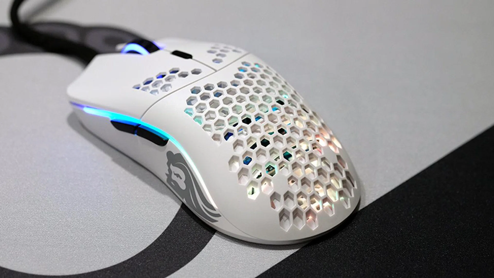 Glorious Model O