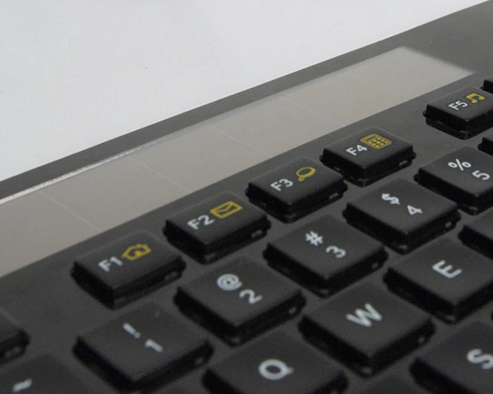 The solar panels are lined up neatly at the top, which is free from obstruction to the light source.