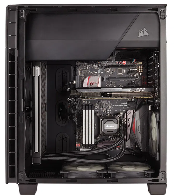 The inverted-ATX layout places the CPU and graphics card in the direct path of unimpeded airflow from the front intake fans. (Image Source: Corsair)