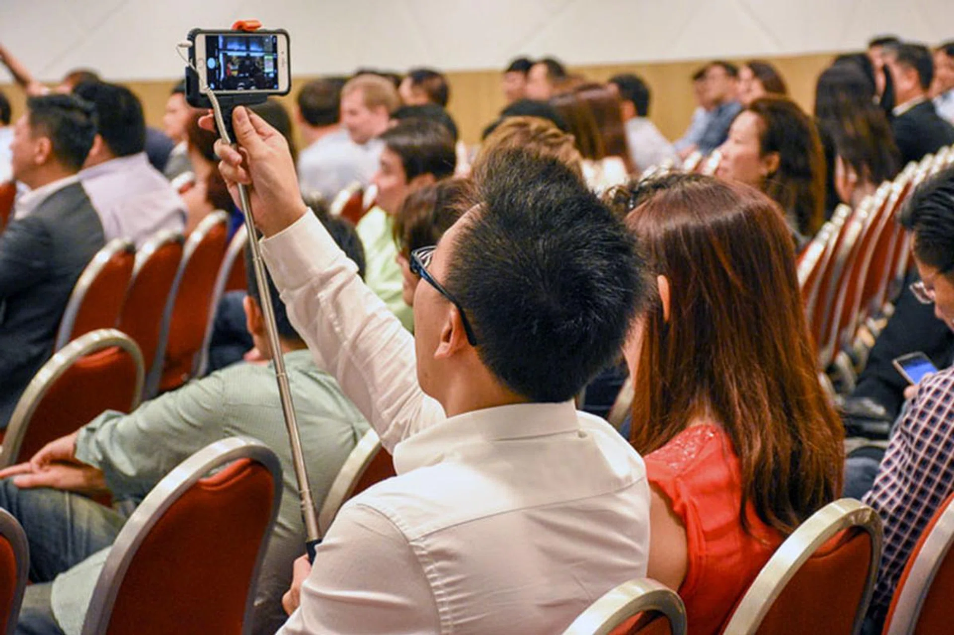 Using selfie sticks to capture the proceedings? You bet! (Disclaimer: We gave out the selfie sticks.)