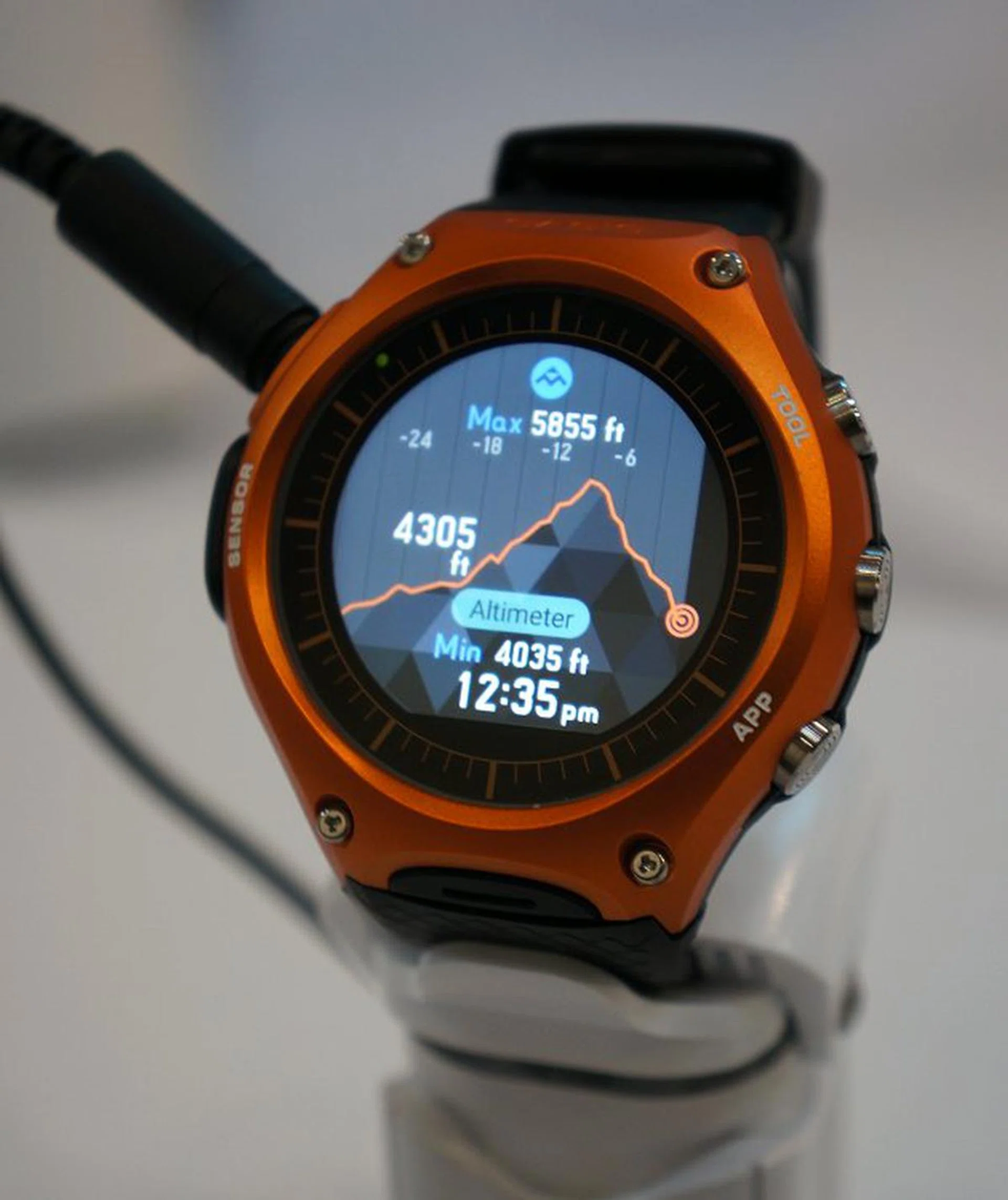 Altimeter tracking.