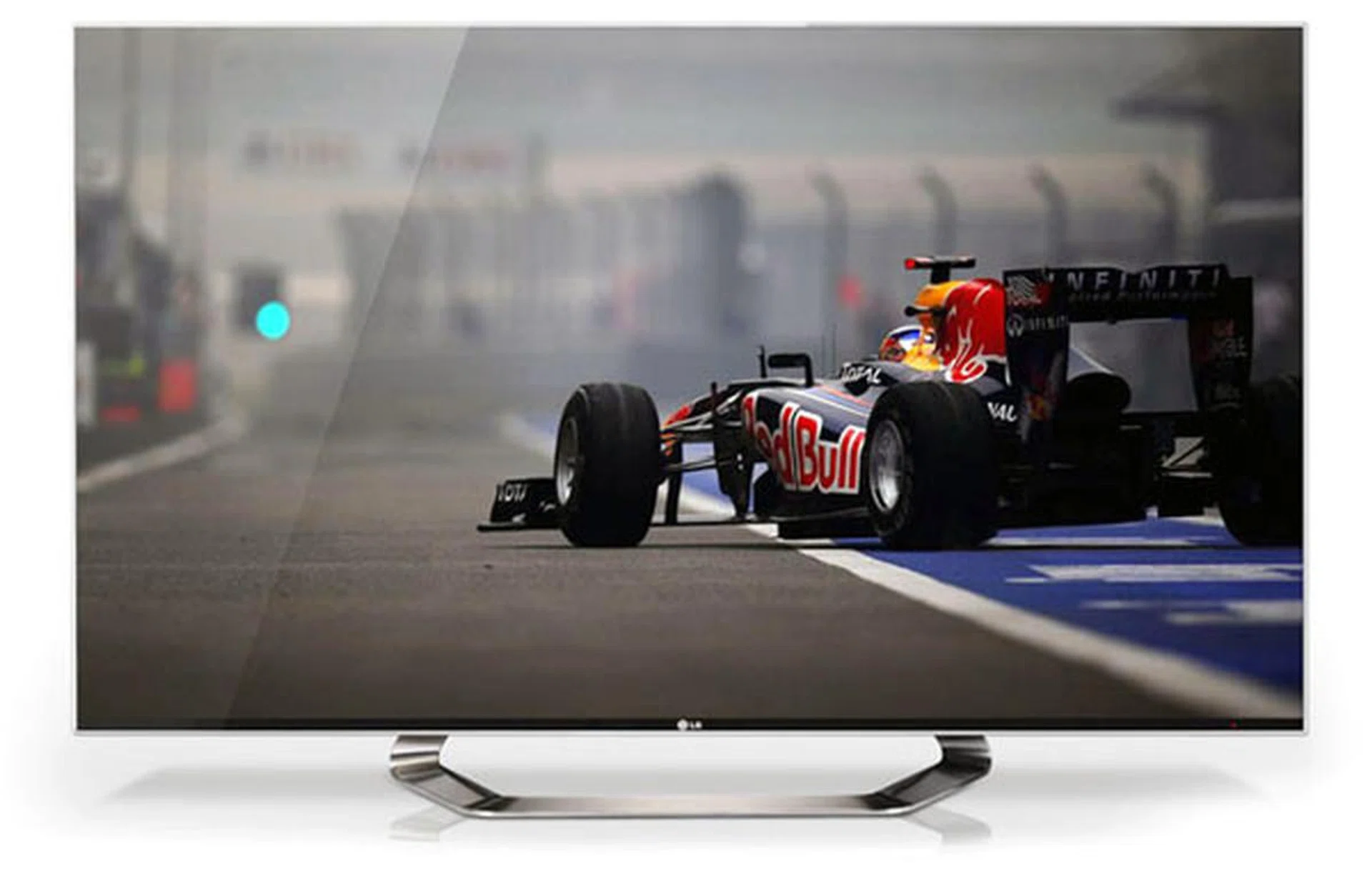 Although LG introduced their initial Borderless blueprint two years ago with their Infinia line-up, it is their latest LM9600 which cuts closer to a true "borderless" design in our opinion. Fitted with direct Nano LED backlights and local dimming features, it looks like LG is sparing no expense in bringing the war to the competition's active-shutter faction.