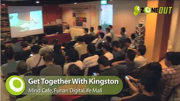 With close to 70 attendees at the event, the previously roomy Mind Cafe was packed to the max. As some attendees described, "It's cozy!"