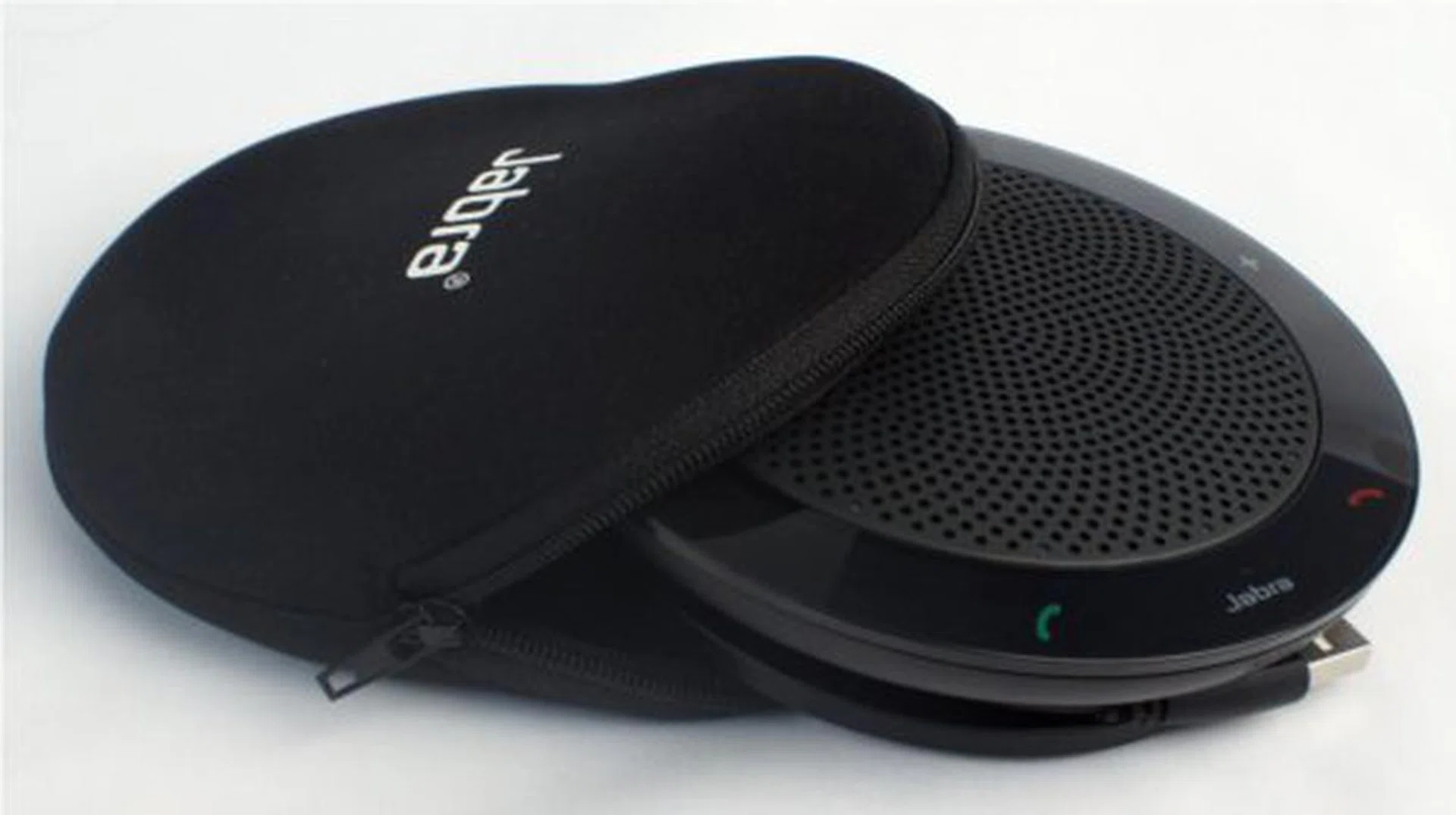 The Jabra Speak 410 comes with a useful carrying case.