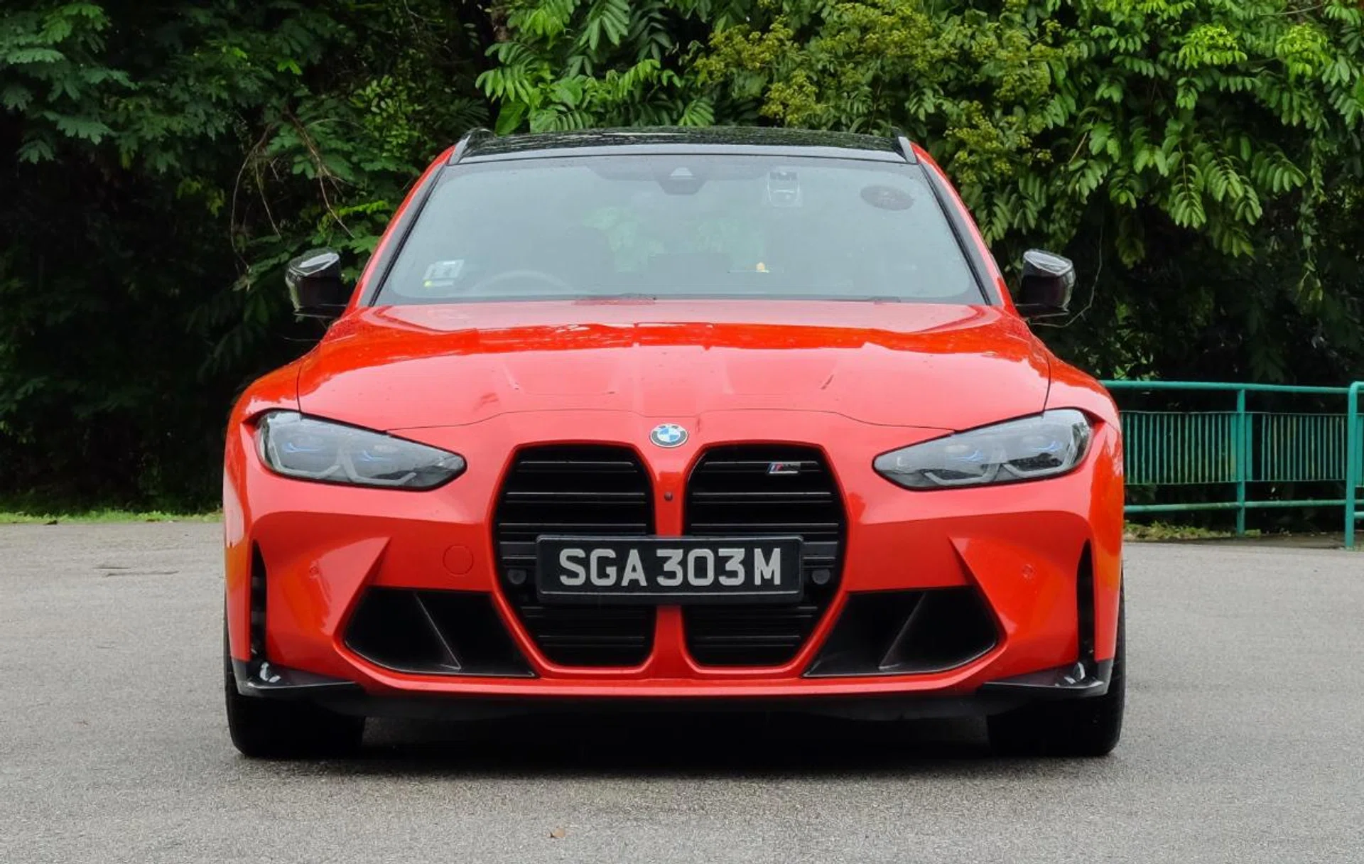 That front grille remains controversial. 