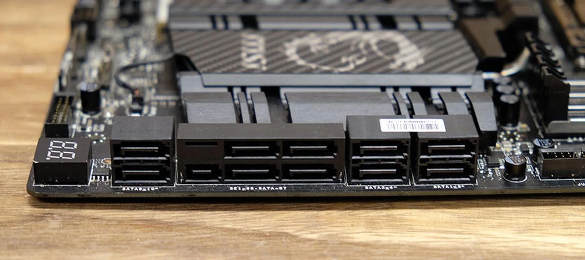 MSI X99A Godlike Gaming Carbon SATA ports