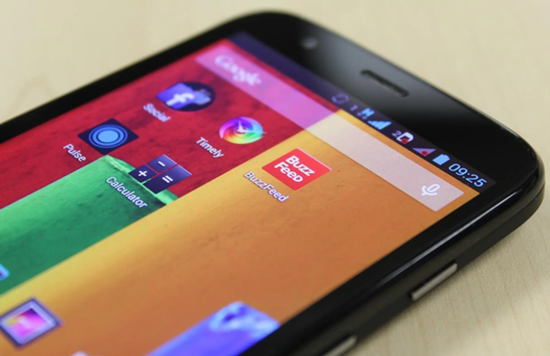 You will not be disappointed by the display quality of the Moto G.