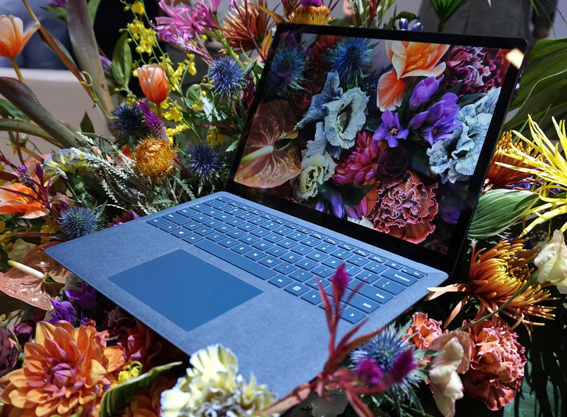 The new 13.5-inch Surface Laptop 3 in Cobalt Blue Alcantara finish.