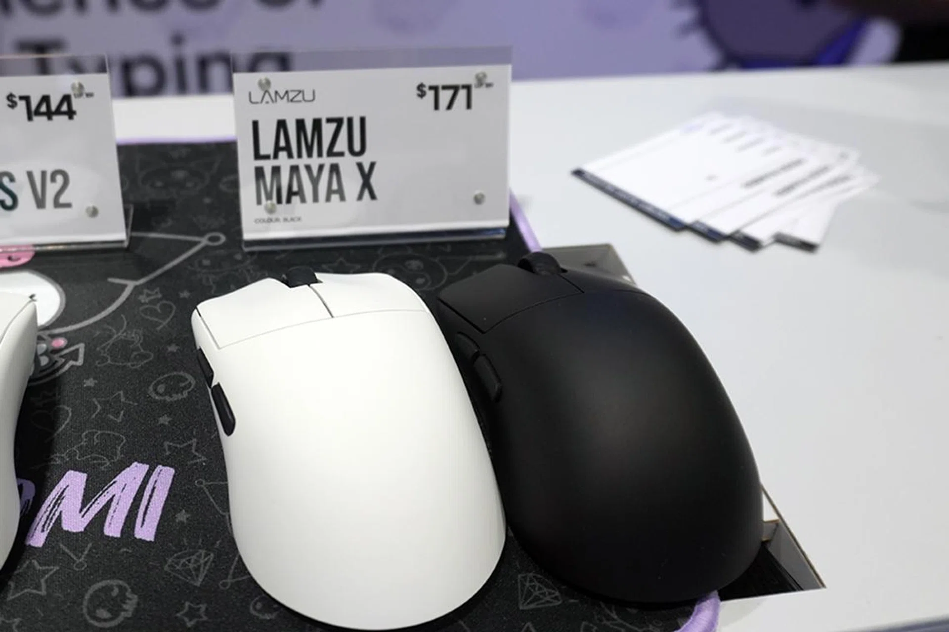 White and Black Lamzu Maya X. 