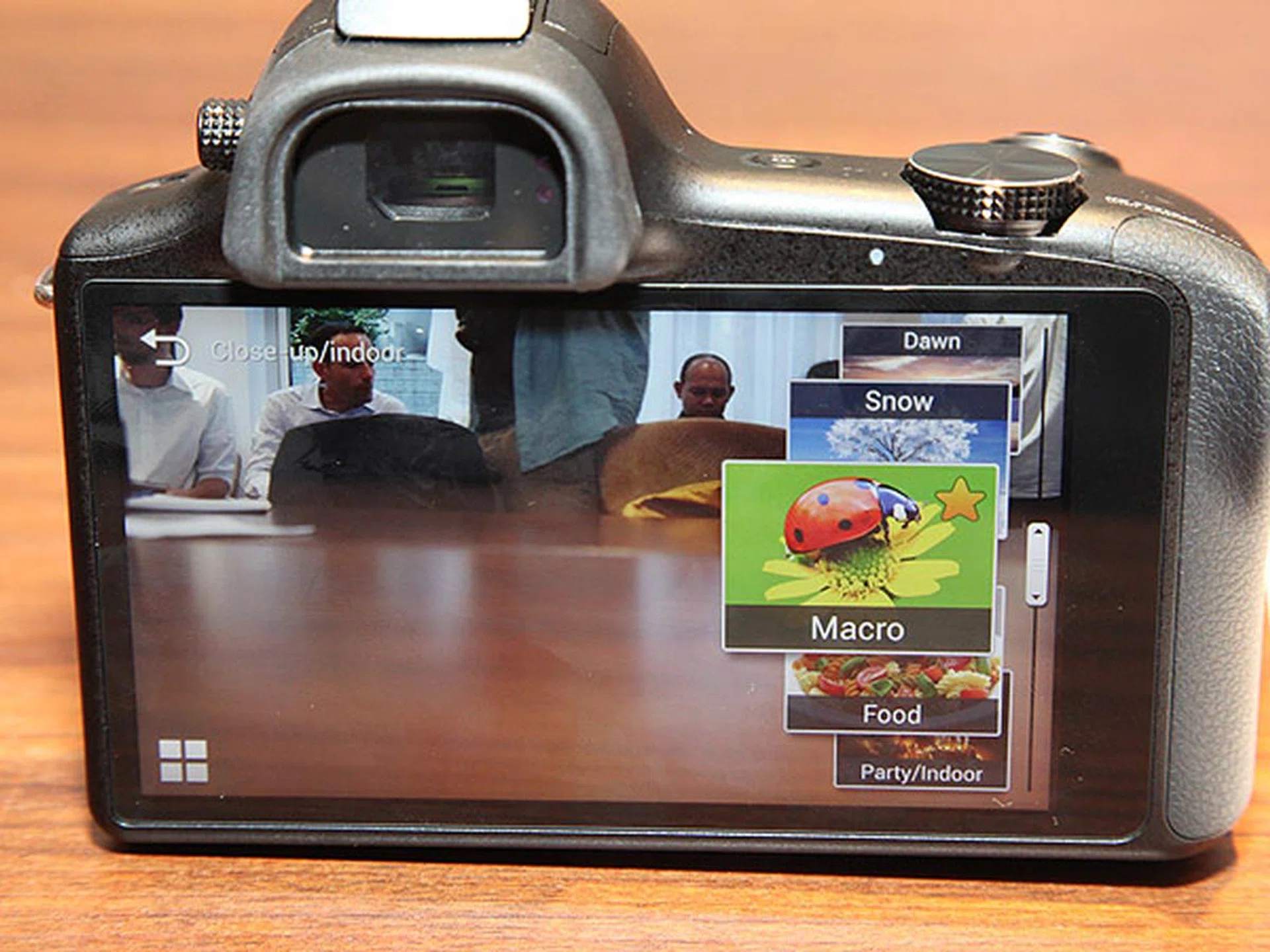 Smart Mode setting gives you up to 30 different preset modes. Comes with colorful icons to help users understand what each setting means.