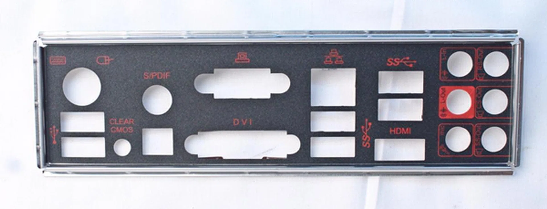 The letters and figures (in thin red outline) are hard to read on the black background but its color scheme is in line with the Dragoon Army colors of red and black.