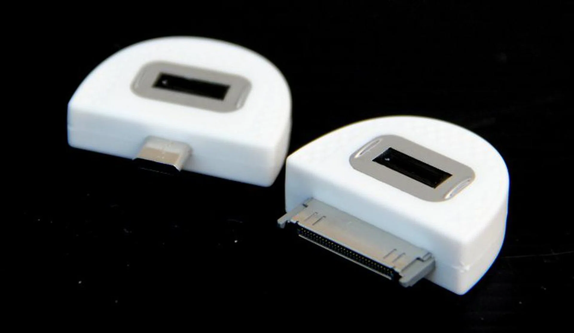 The PrivacQ fingerprint sensors work by locking specific apps, rather than the whole phone. 