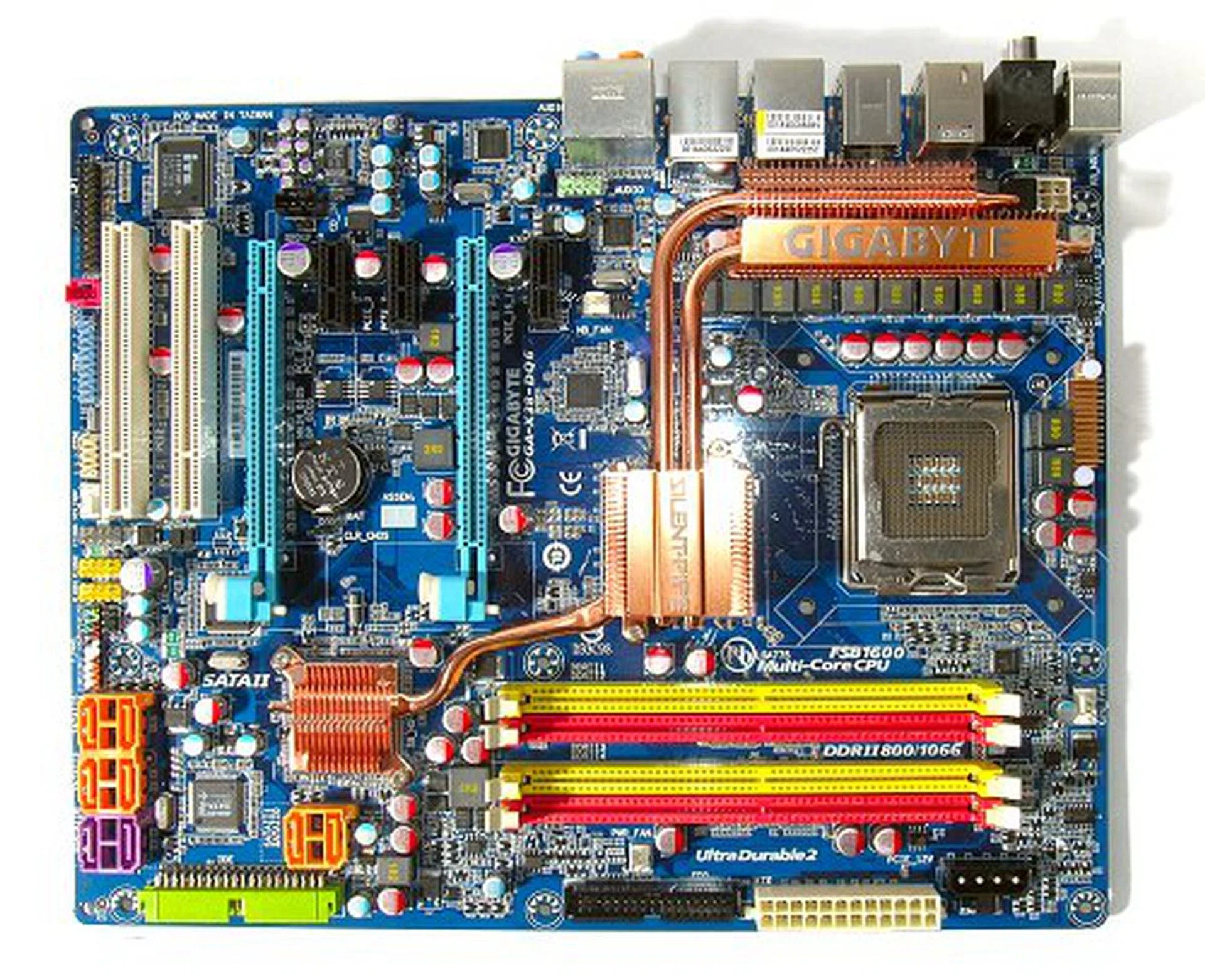 The Gigabyte GA-X38-DQ6 motherboard.