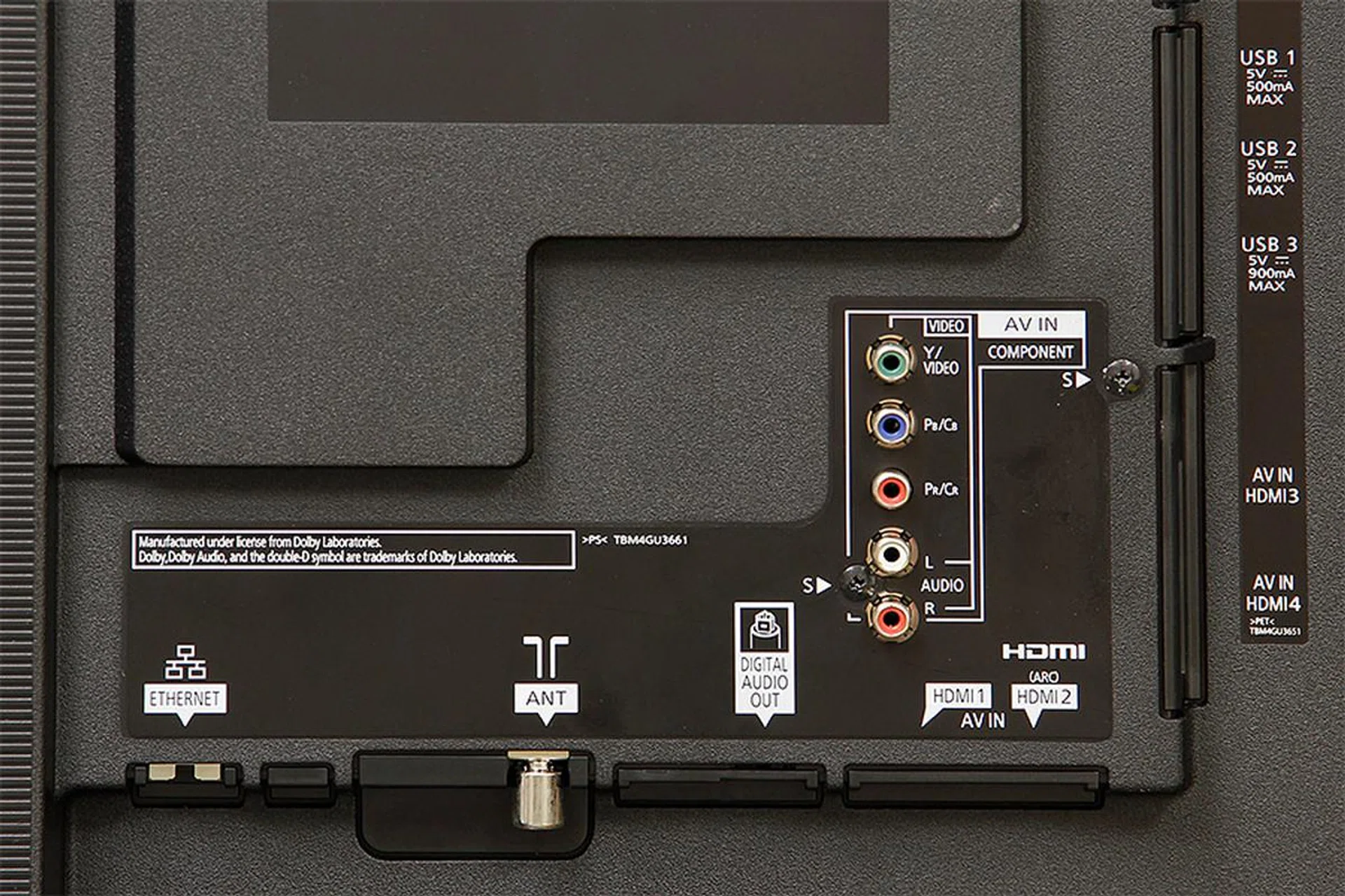 There's a total of four HDMI ports - two at the bottom (one of which supports ARC), and two at the side. All of them play nice with 4K at 60/50p and HDCP 2.2. And yes, the DX900 has a built-in DVB-T2 digital tuner.
