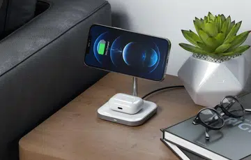 The Satechi Aluminium 2-in-1 Magnetic Wireless Charging Stand. <br>Image source: Satechi