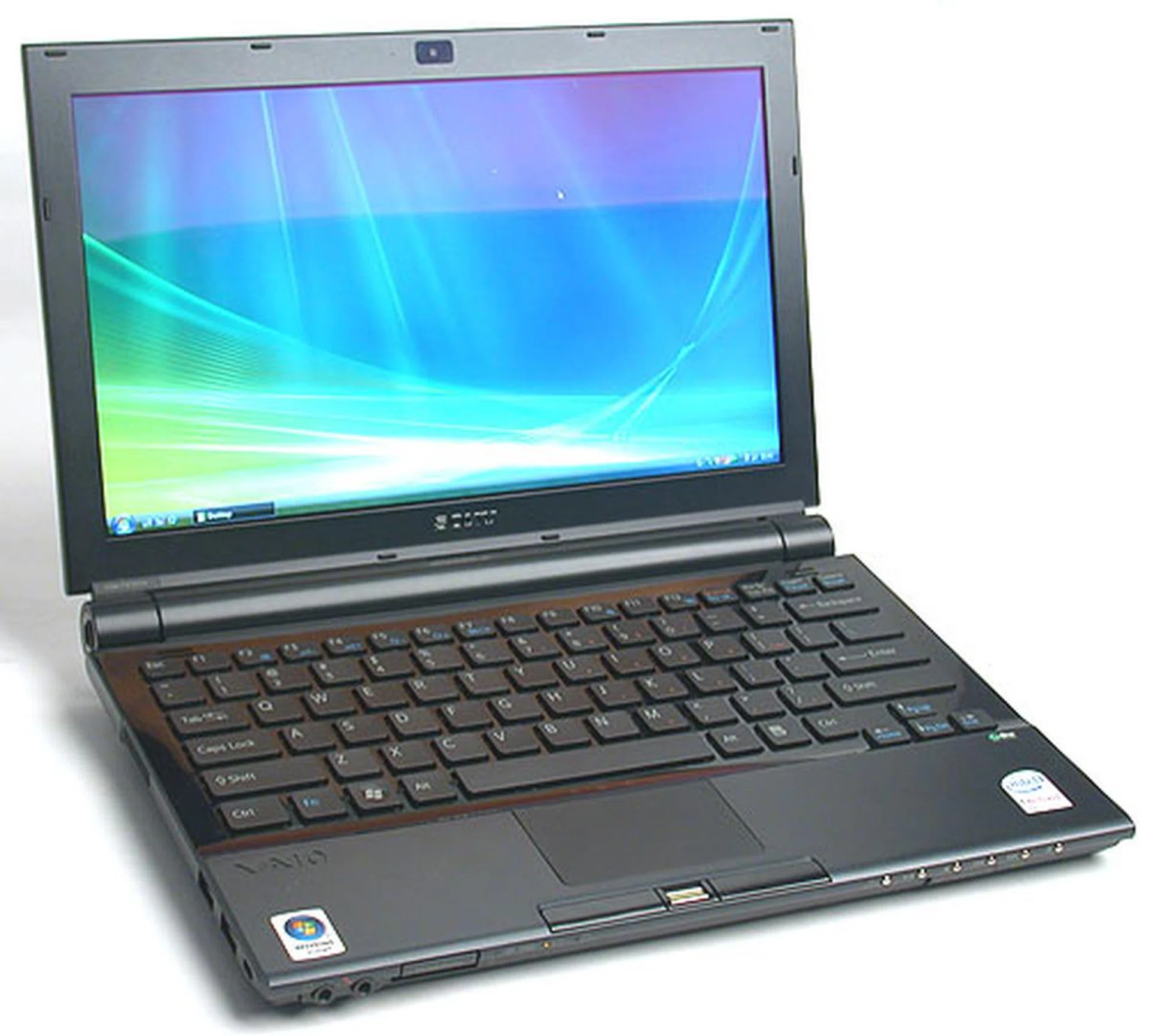 Bright, sharp and according to Sony, with a color purity at an NTSC ratio of 72%, this 11.1-inch widescreen display is truly a delight to feast your eyes on. Compared to the older VAIO TX series, the display is 20% brighter while retaining similar power consumption levels. 